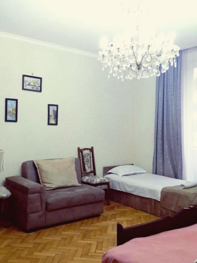 Your Home In Tbilisi ภายนอก รูปภาพ