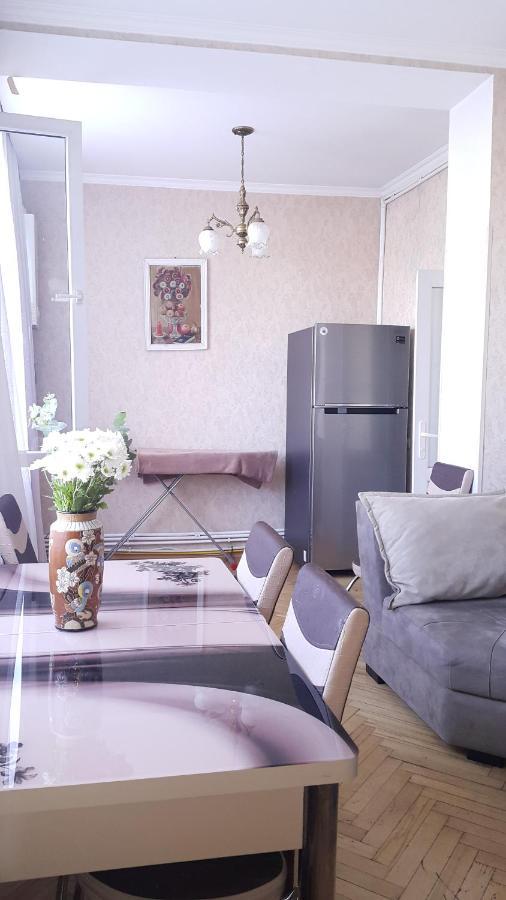 Your Home In Tbilisi ภายนอก รูปภาพ
